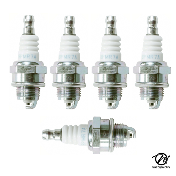 Bougie d'allumage NGK pour débroussailleuse, tronçonneuse. Type BPMR7A. Par 2
