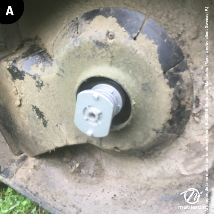 Support de lame, moyeu pour tondeuse Castelgarden N° 22465607/0