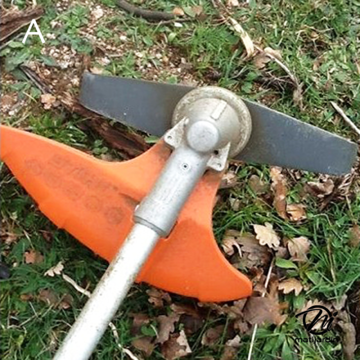 Lame débroussailleuse spéciale ronce. Ø 300 mm. Alésage 20 mm. Epaisseur 4 mm