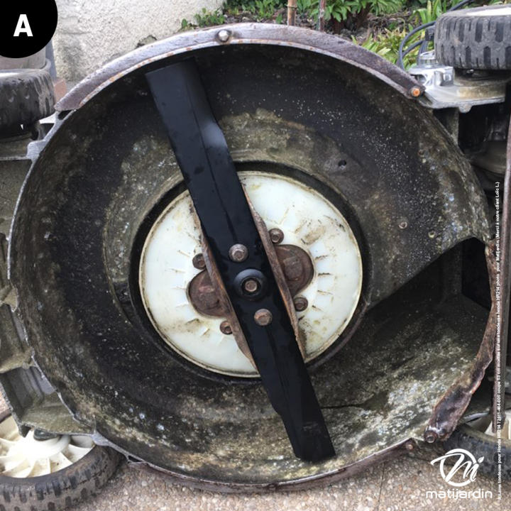 Lame tondeuse pour Honda HR214. N° 72511-464-000. Coupe 53 cm