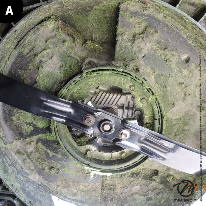 Lame tondeuse pour Honda HRX 537. N° 72511-VE2-000. Coupe 53 cm