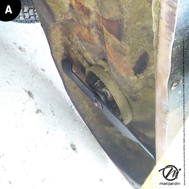 Lame tondeuse pour Bernard loisirs BL1236T-BL. N° 138496. Coupe 46 cm