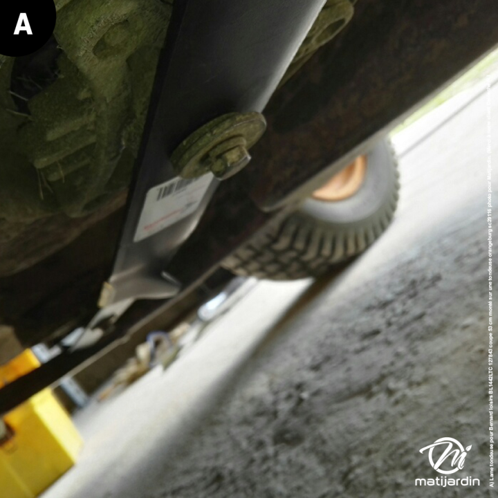 Lame tondeuse pour AYP/Roper 42". N° 127843. Coupe 53 cm