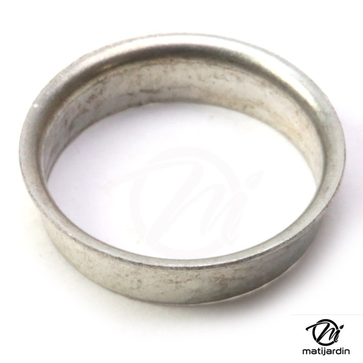 Douille pipe admission pour tronçonneuse Stihl 026AV MS260