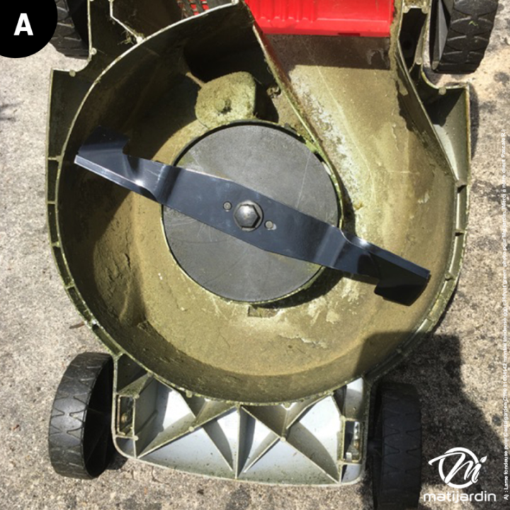 Lame tondeuse pour Castelgarden C390. N° 81004142/0. Coupe 37 cm