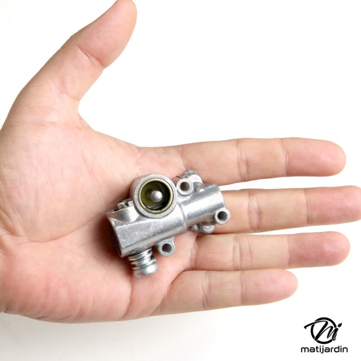 Pompe à huile pour tronçonneuse Stihl 030 031 032