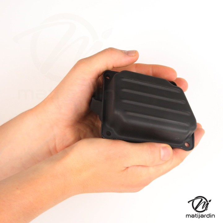 Pot d'échapement pour tronçonneuse Stihl 036 MS360