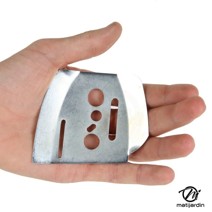 Tôle latérale intérieure pour tronçonneuse Stihl 042AV 048AV