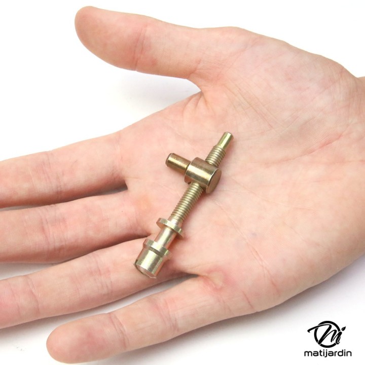 Vis tension de chaîne pour tronçonneuse Stihl 08 08S