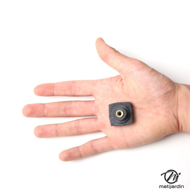 Bouchon carter carburateur pour tronçonneuse Stihl 050AV 051AV