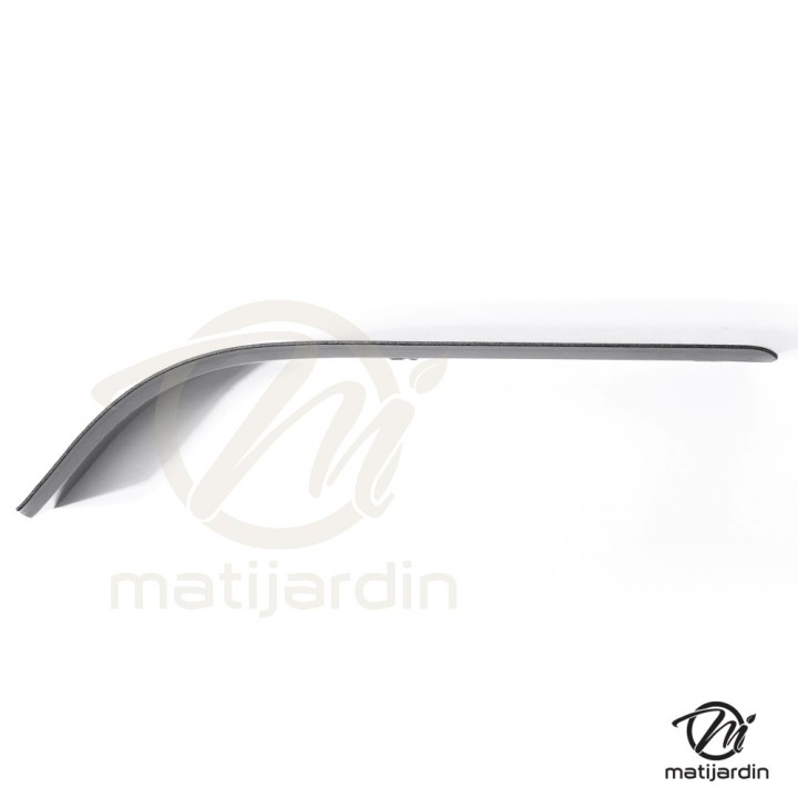Outils, couteaux de fraises. Type bineur large. Ø de travail : 320 mm. Longueur : 210 mm