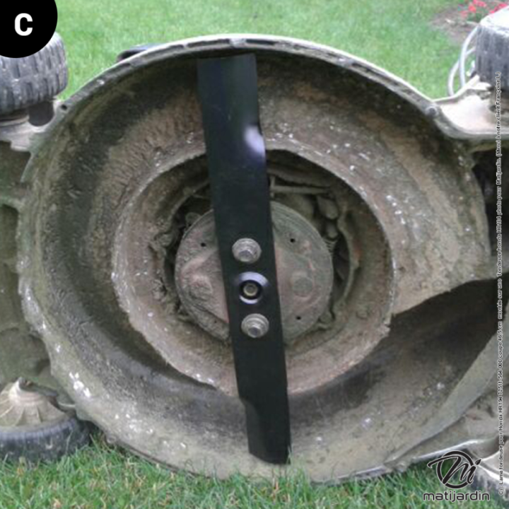 Lame tondeuse pour Honda HR194. N° 72511-564-000. Coupe 46,5 cm