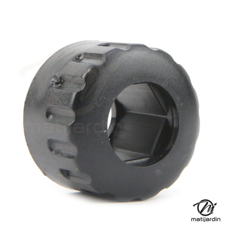 Ecrou plastique pour insert tête débroussailleuse piuma