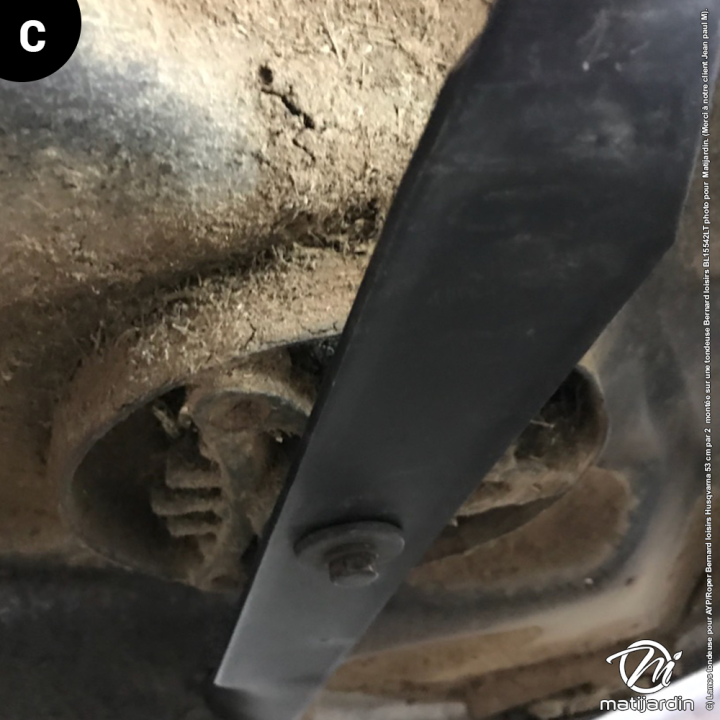 Lame tondeuse pour AYP/Roper 42". N° 127843. Coupe 53 cm