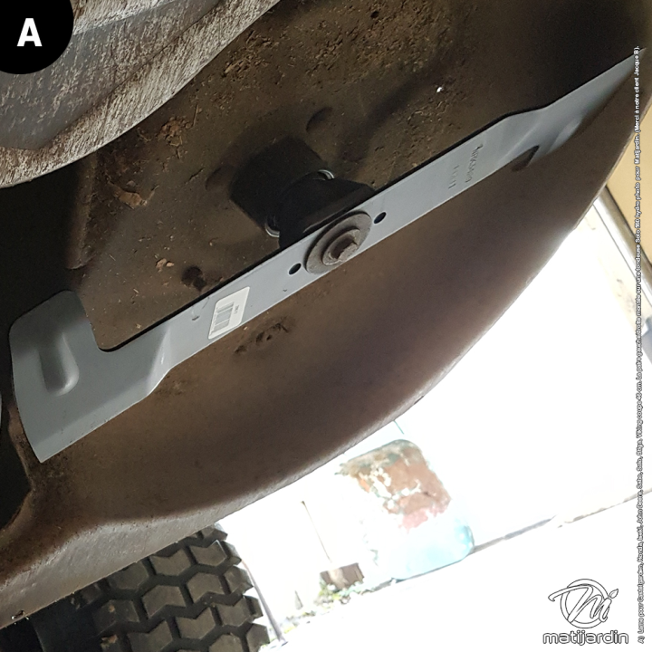 Lame pour Castelgarden, Honda, Iseki, John Deere, Sabo, Solo, Stiga, Viking coupe 46 cm. La paire gauche/droite