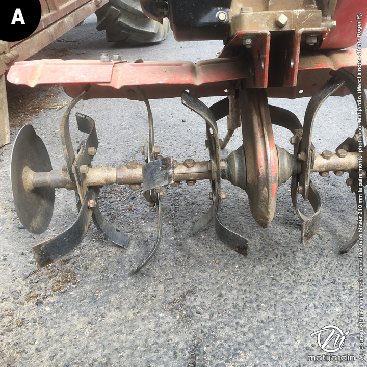 Outils, couteaux de fraises universels reversibles. Type bineur large. Longueur : 210 mm