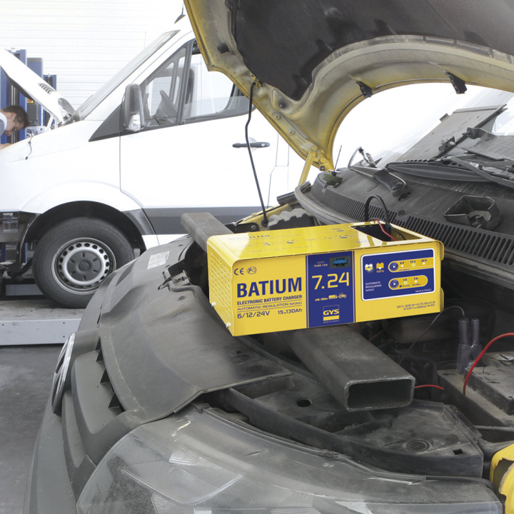 Chargeur batterie automatique BATIUM 7.24