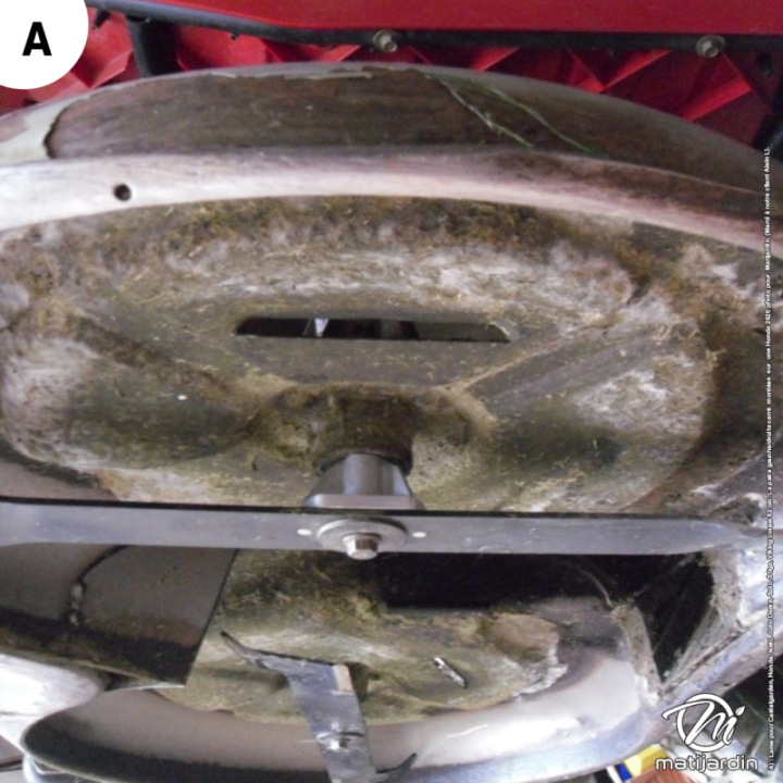 Lame pour Castelgarden, Honda, Iseki, John Deere, Solo, Stiga, Viking coupe 62 cm. La paire gauche/droite