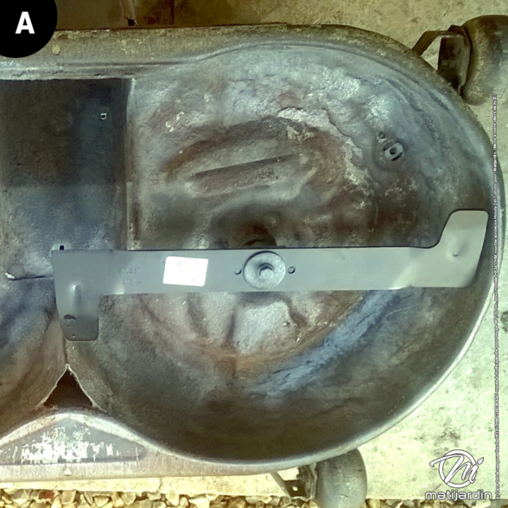 Lame tondeuse pour Honda HF2417HM. N° CG82004341/O. Coupe 52 cm