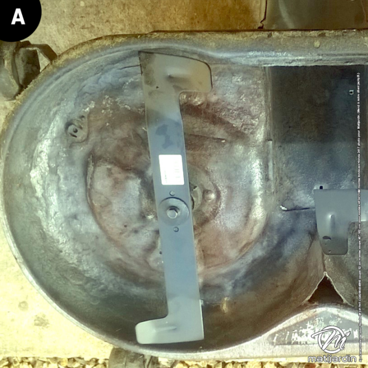 Lame tondeuse pour Honda HF2417HT. N° CG82004340H0. Coupe 52 cm