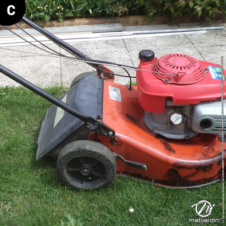 Vis de brancard tondeuse type Honda.