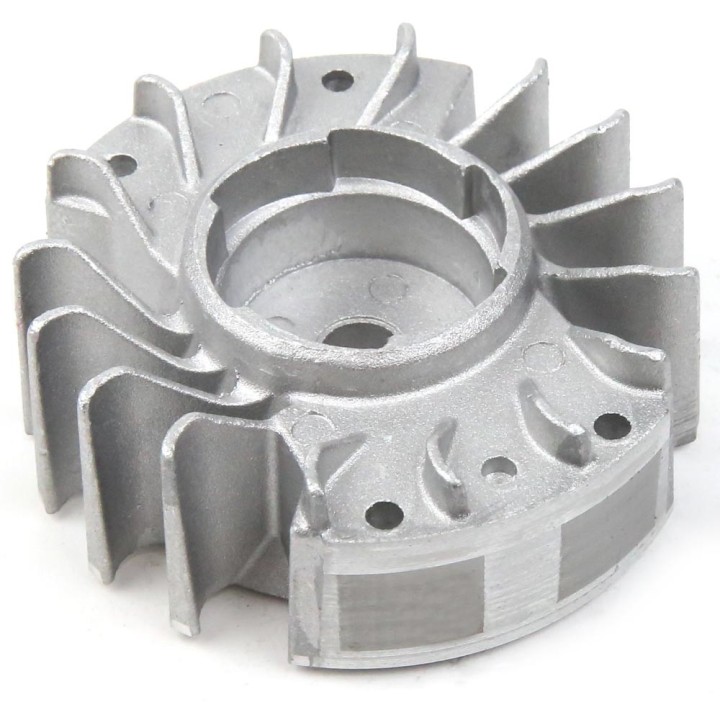 Volant magnétique ancienne version pour tronçonneuse Stihl 017 MS170