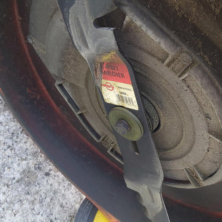 Lame tondeuse universelle mulching galbée Rotary Premium 45,7 cm