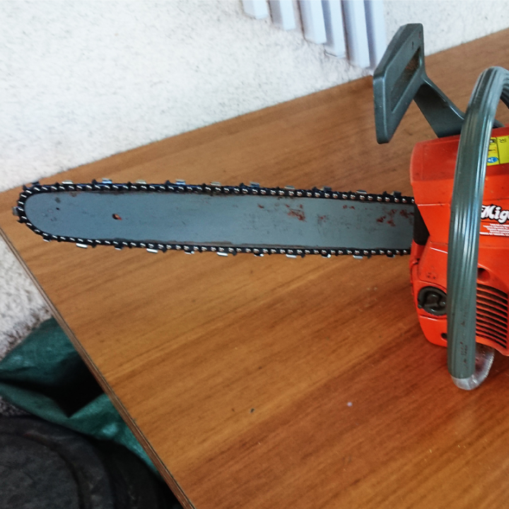 Chaine Kerwood pour ALPINA P370 0,325 1,3 mm 64 maillons