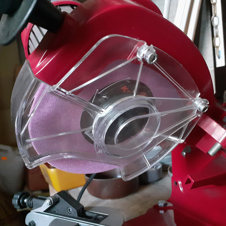 Meule d'affûtage chaîne tronçonneuse 3/8" et .404" Ø 145 mm. Epaisseur 3 mm