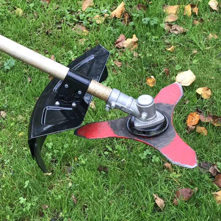 Renvoi d'angle pour débroussailleuse. Tube Ø 28 mm. 9 cannelures