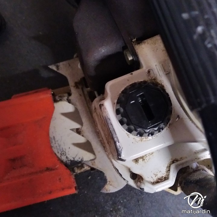 Bouchon de réservoir pour tronçonneuse Stihl 024