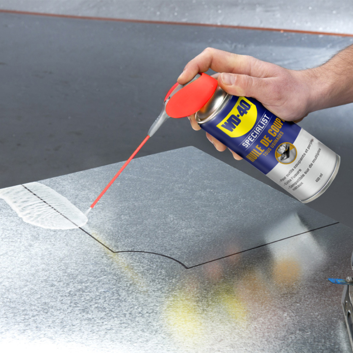 Dégrippant WD40 Specialist Huile de coupe. 400 ml. Nettoyant, lubrifiant. Protège humidité corrosion