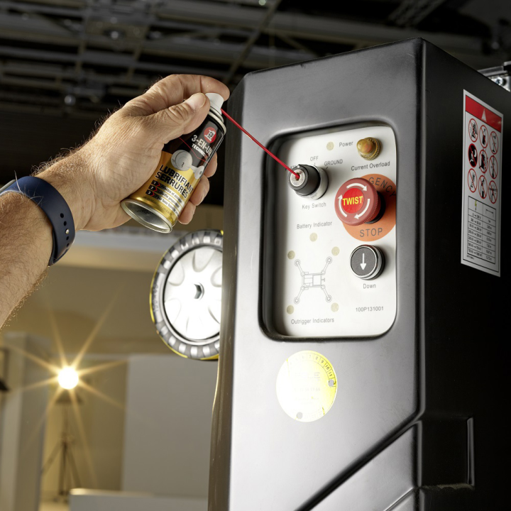 Lubrifiant serrure. 3 en 1