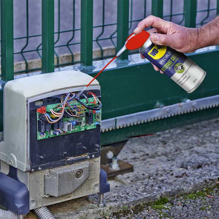 Dégrippant WD40 Specialist. 400 ml. Nettoyant, dégrippant, lubrifiant. Protège humidité corrosion