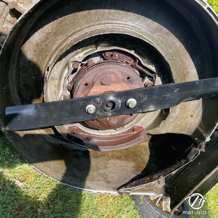 Lame tondeuse pour Honda HR195 72511-VA5-000 coupe 46,5 cm