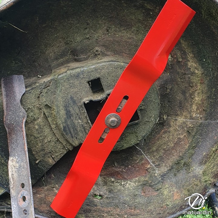 Lame tondeuse universelle Oregon galbée. Coupe 47,6 cm