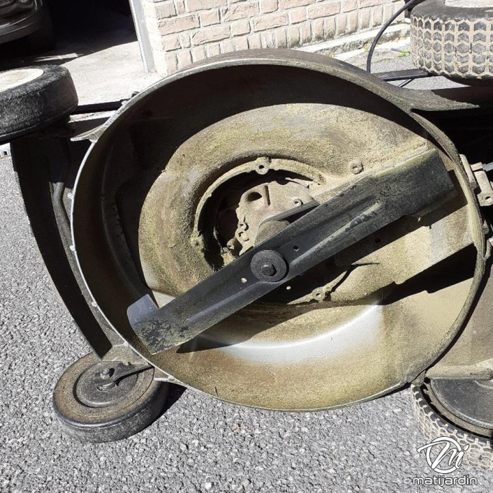 Lame tondeuse pour Granja GTB535T M4331 coupe 52,5 cm