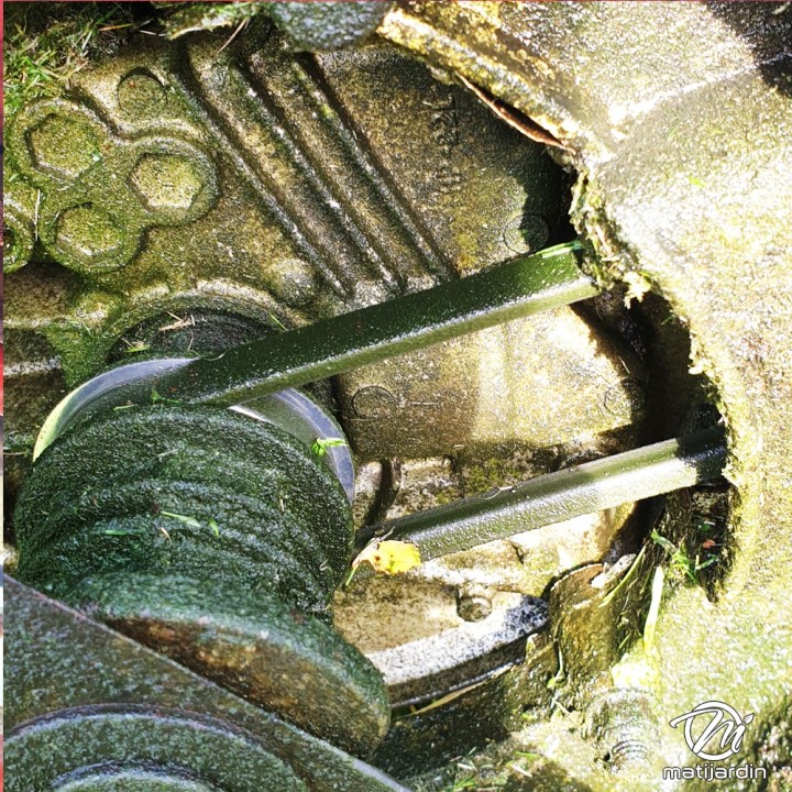 Courroie tondeuse Z33 Trapézoïdale, 10 mm x 876 mm
