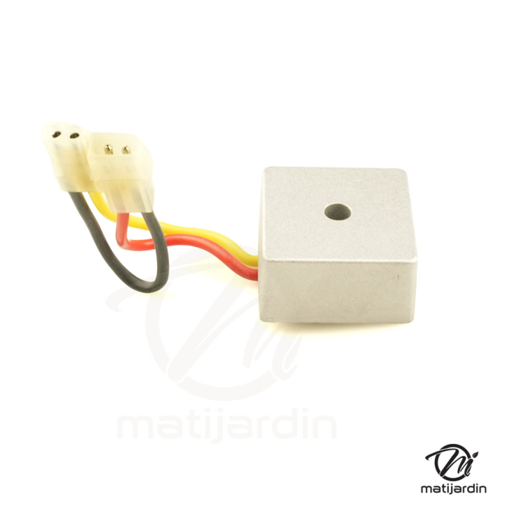 Régulateur de tension pour Briggs et Stratton. 790292