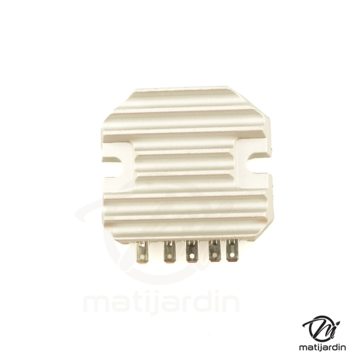 Régulateur de tension pour John Deere AM101406