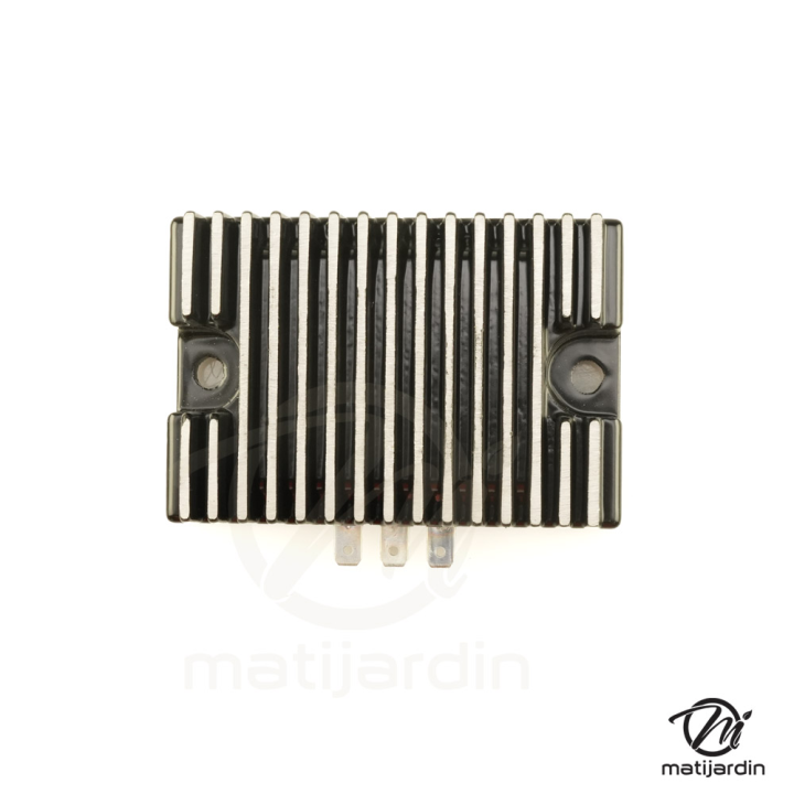 Régulateur de tension pour John Deere AM102596