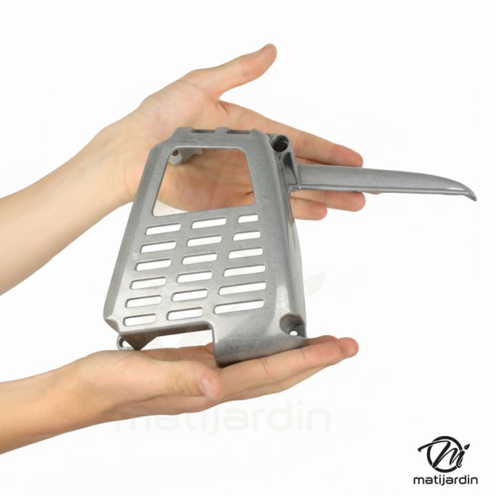 Carter pot d'échappement pour tronçonneuse Stihl 050 051