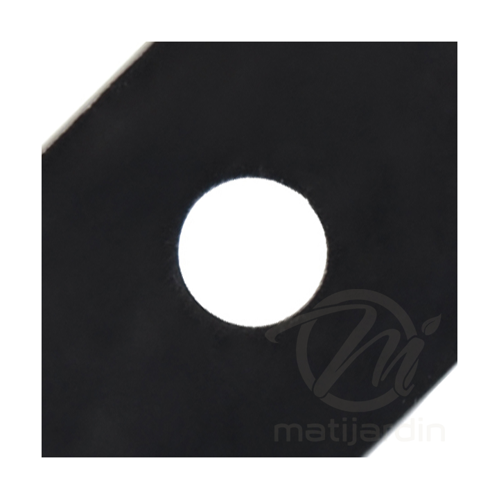 Lame tondeuse pour Kubota. N°805081. Coupe 42,5 cm