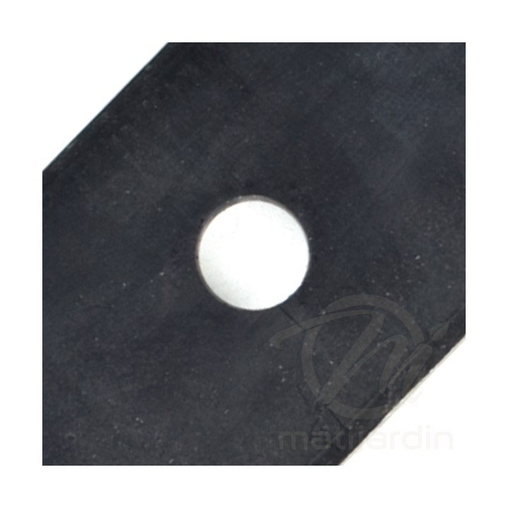 Lame tondeuse pour Bobcat 61". N° 112111-03. Coupe 53 cm