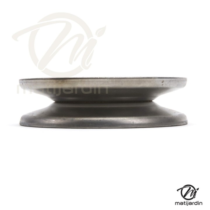 Poulie diam 102 mm larg. 27,5 mm à gorge type "V" axe 32x38 mm