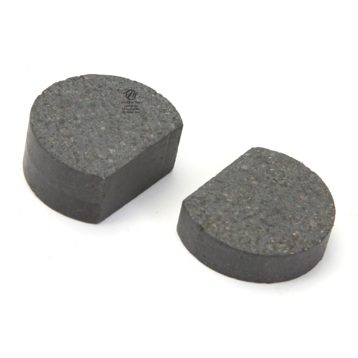 Plaquette de frein avec méplat. Diamètre : 28 mm. x2