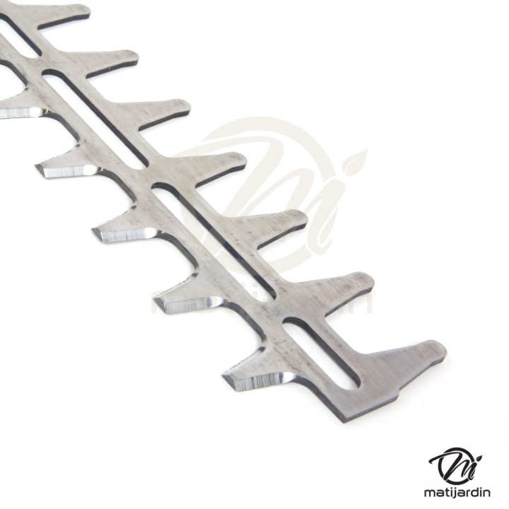 Lame bilatérale pour taille-haie Stihl HS45. Longueur 820 mm