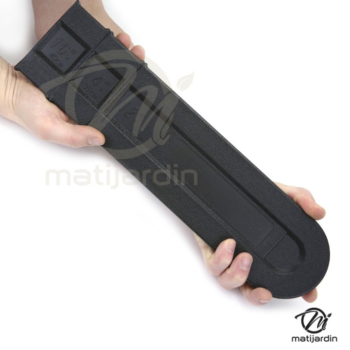 Carter de protection guide tronçonneuse. Pour guide de 25 à 40 cm