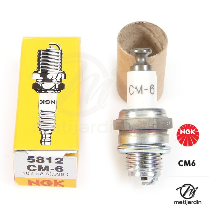 Bougie d'allumage NGK pour tondeuse, tronçonneuse. Type CM6