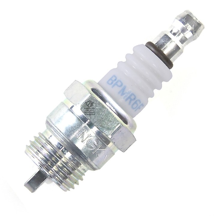 Bougie d'allumage NGK pour tondeuse, tronçonneuse. Type BPMR6F